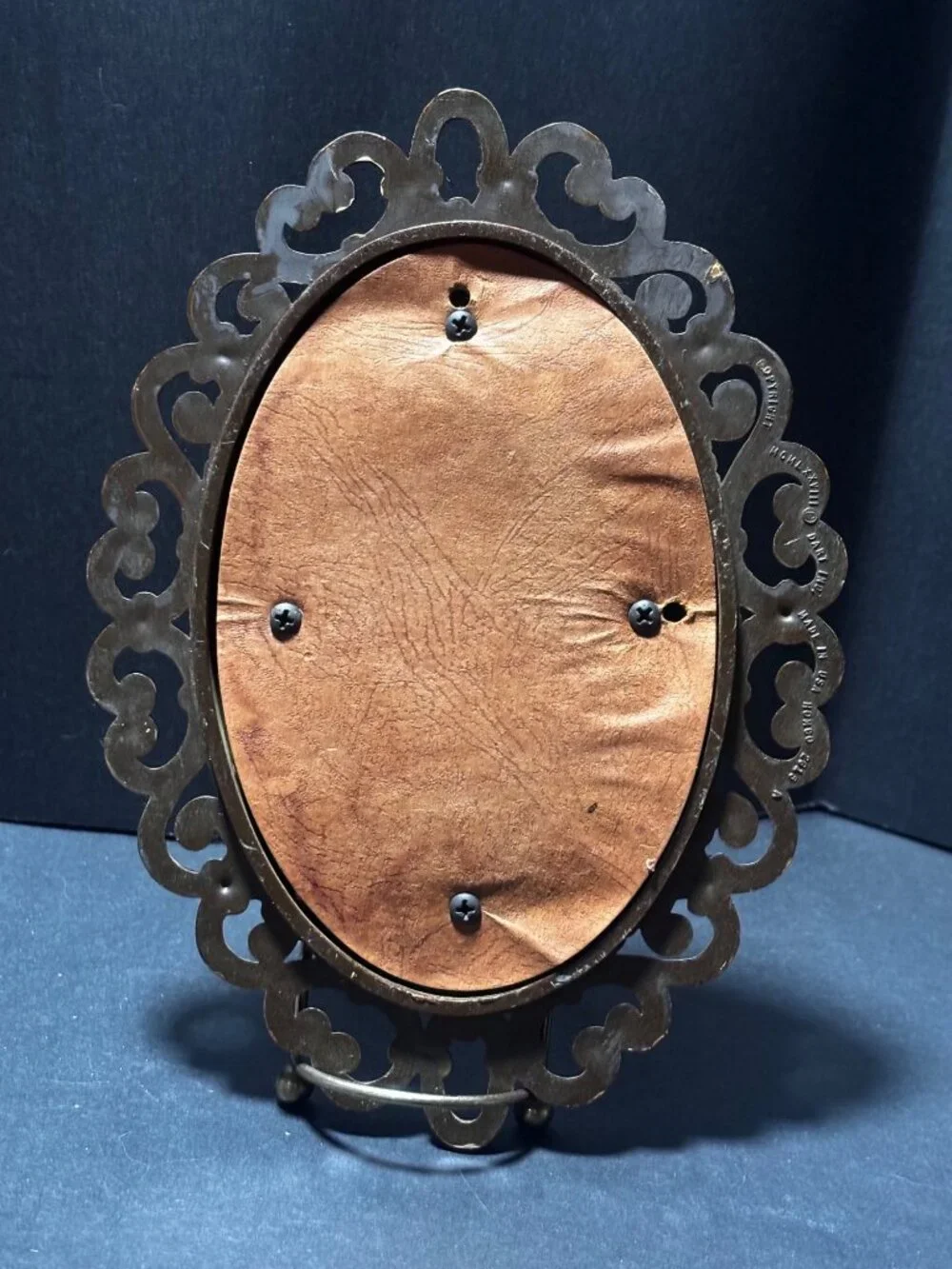 Vintage 70s Dart Industries Homco Oval Mirror Scrolled Resin Frame Farmhouse